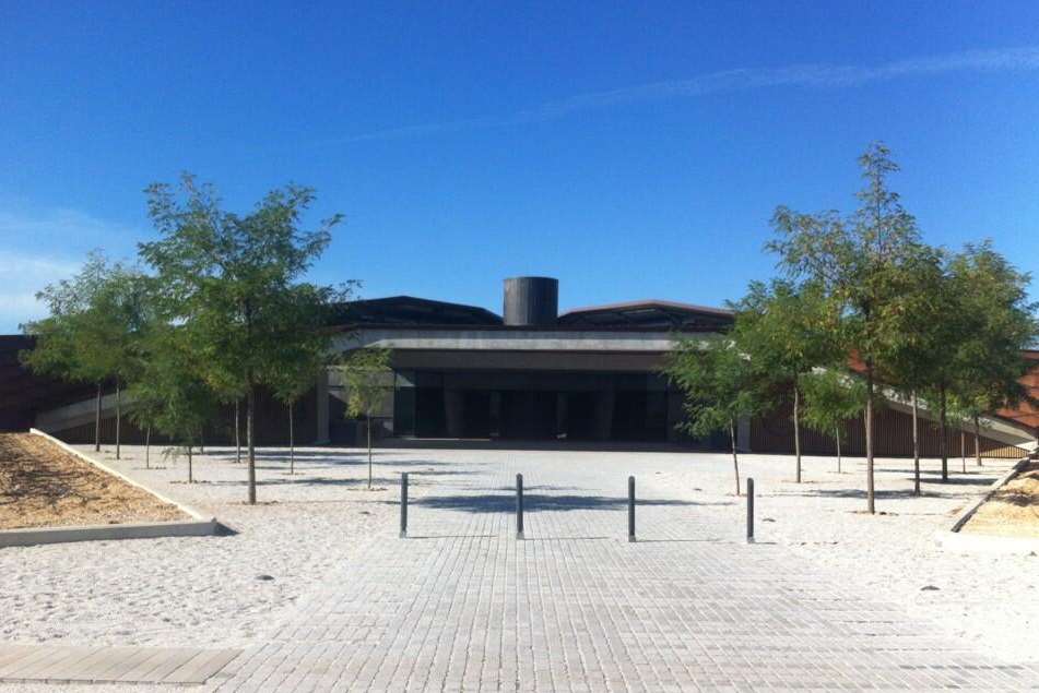 The bodega Portia, designed by Norman Foster