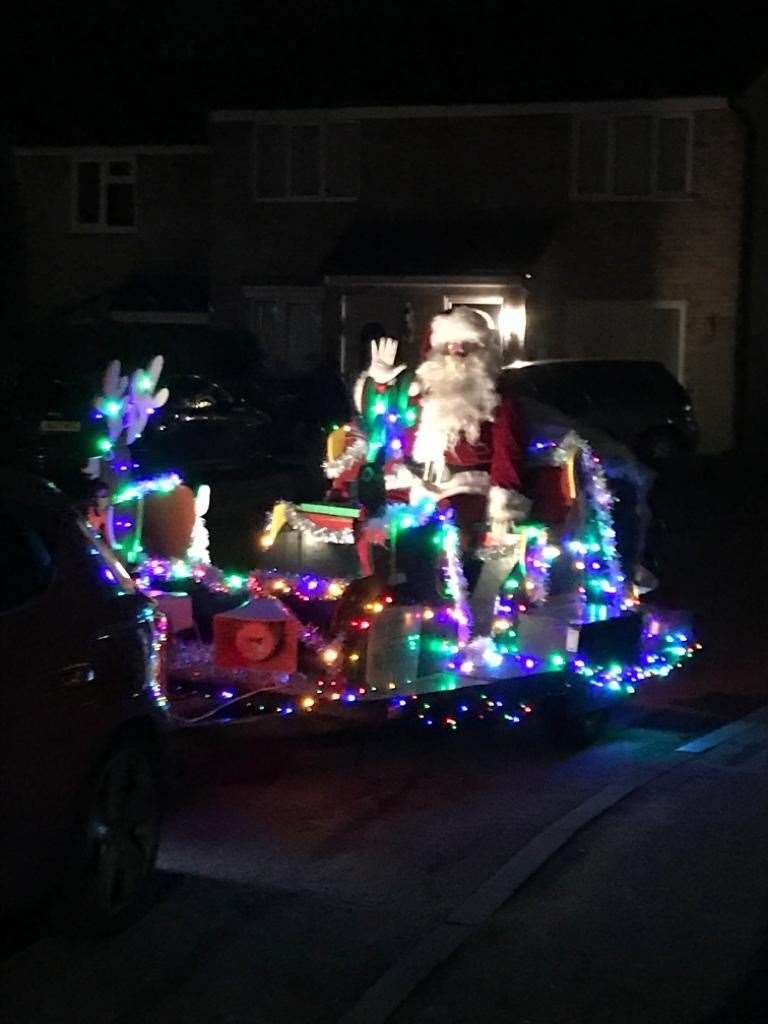 Santa on his sleigh in Leybourne (24690643)