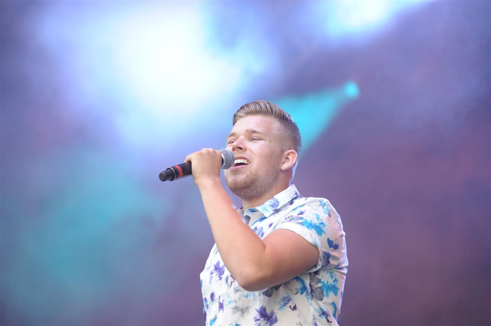Singer Jamie Johnson will be performing during the Fayre on the Square festive market