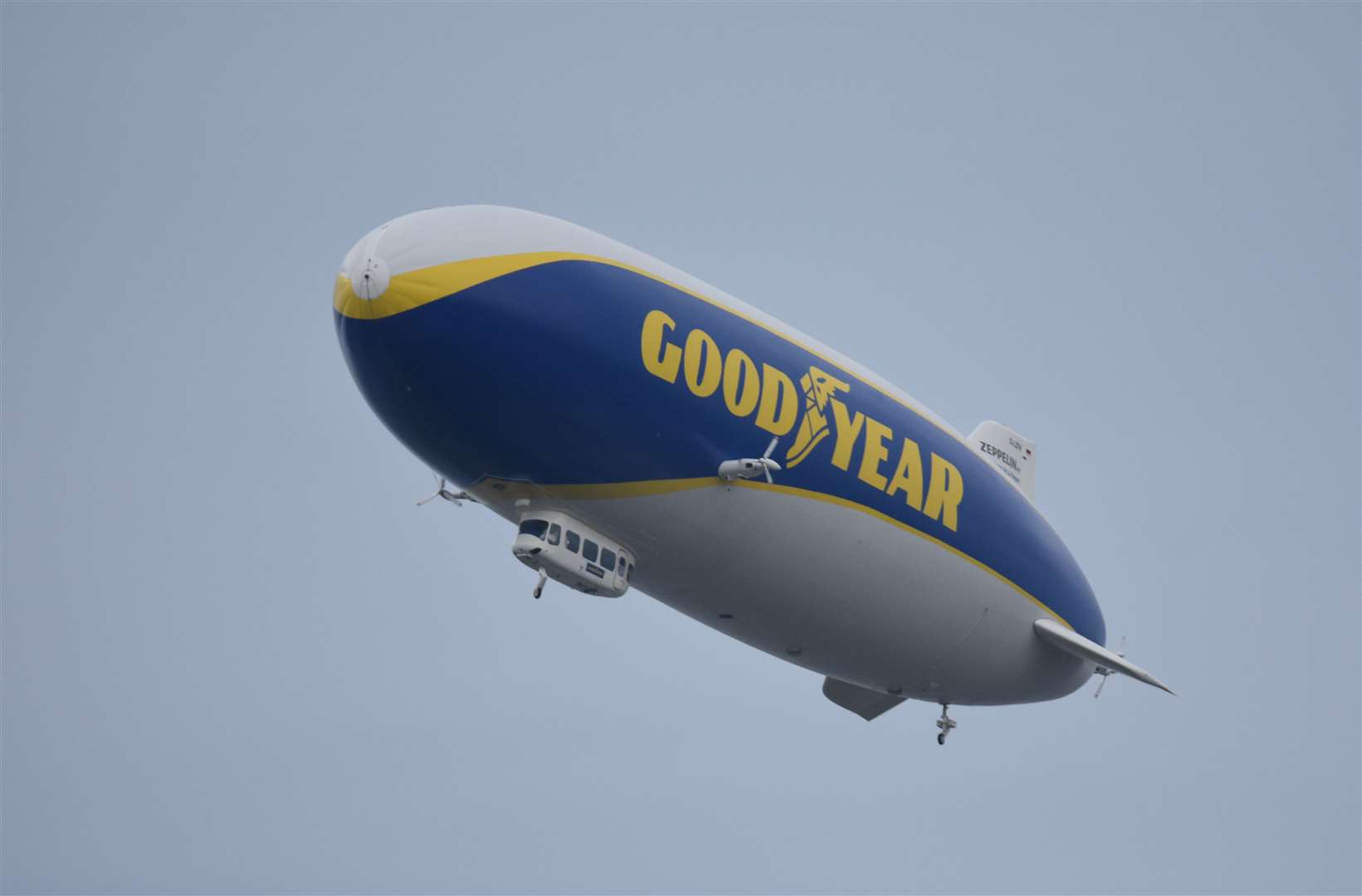 goodyear blimp bus