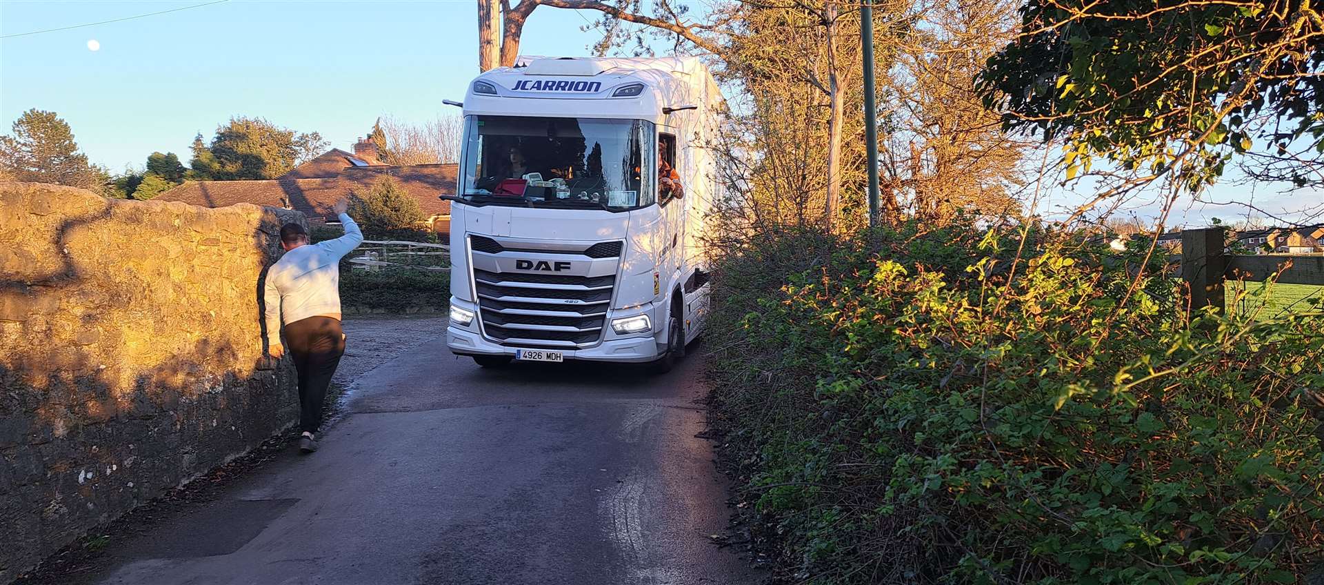 The driver received lots of helpful advice from onlookers