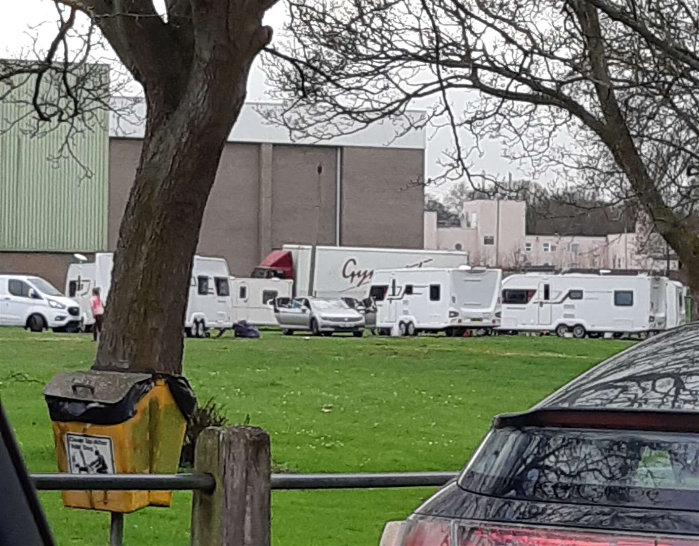 Travellers at Medway Park (7994485)