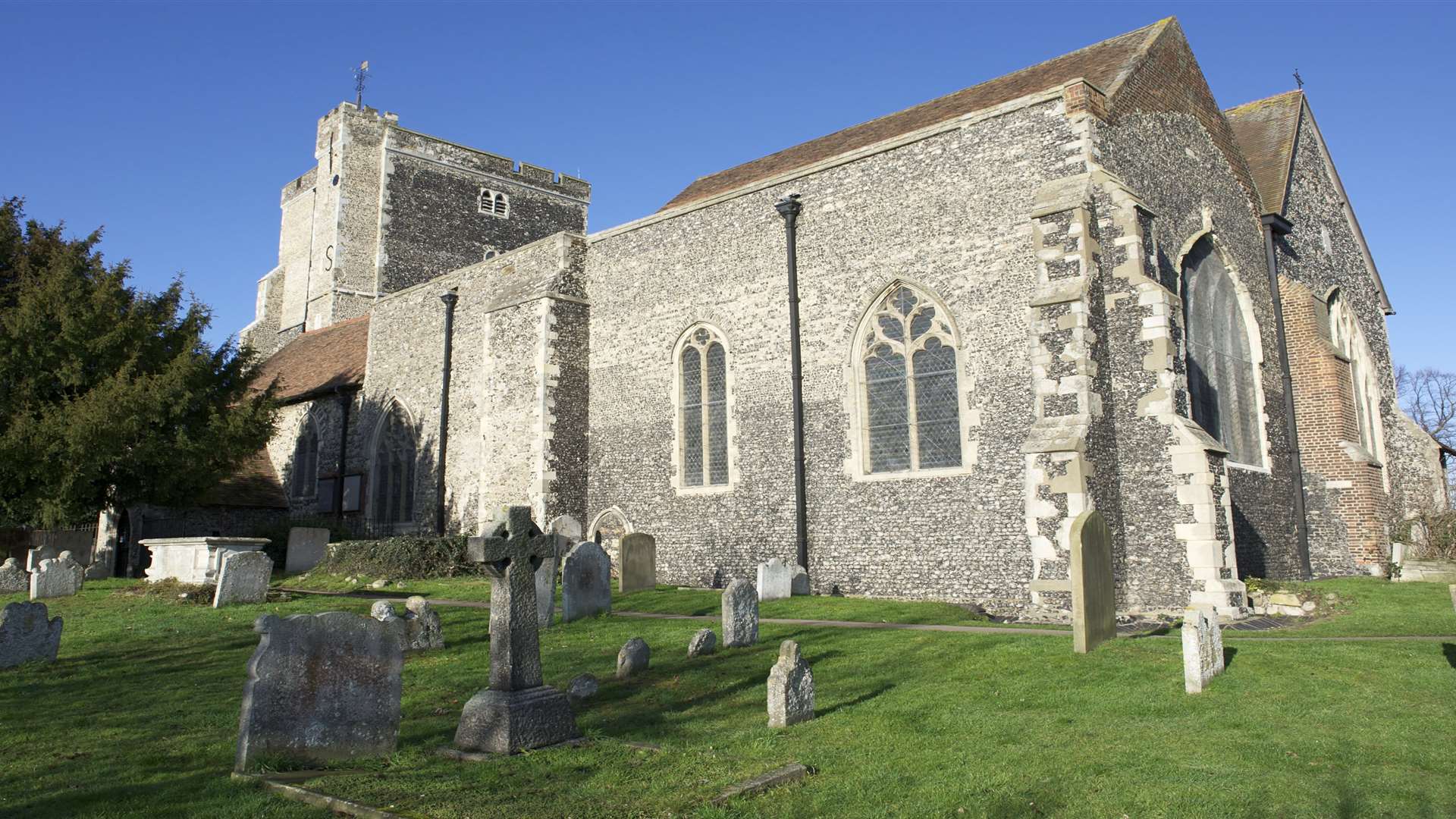 Holy Trinity church, Milton Regis