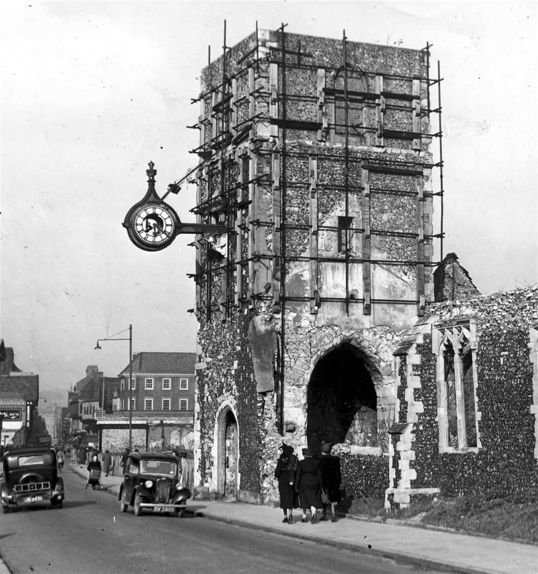 St George's Street in Canterbury in February 1950. In those days, cars could drive all the way up and down the high street