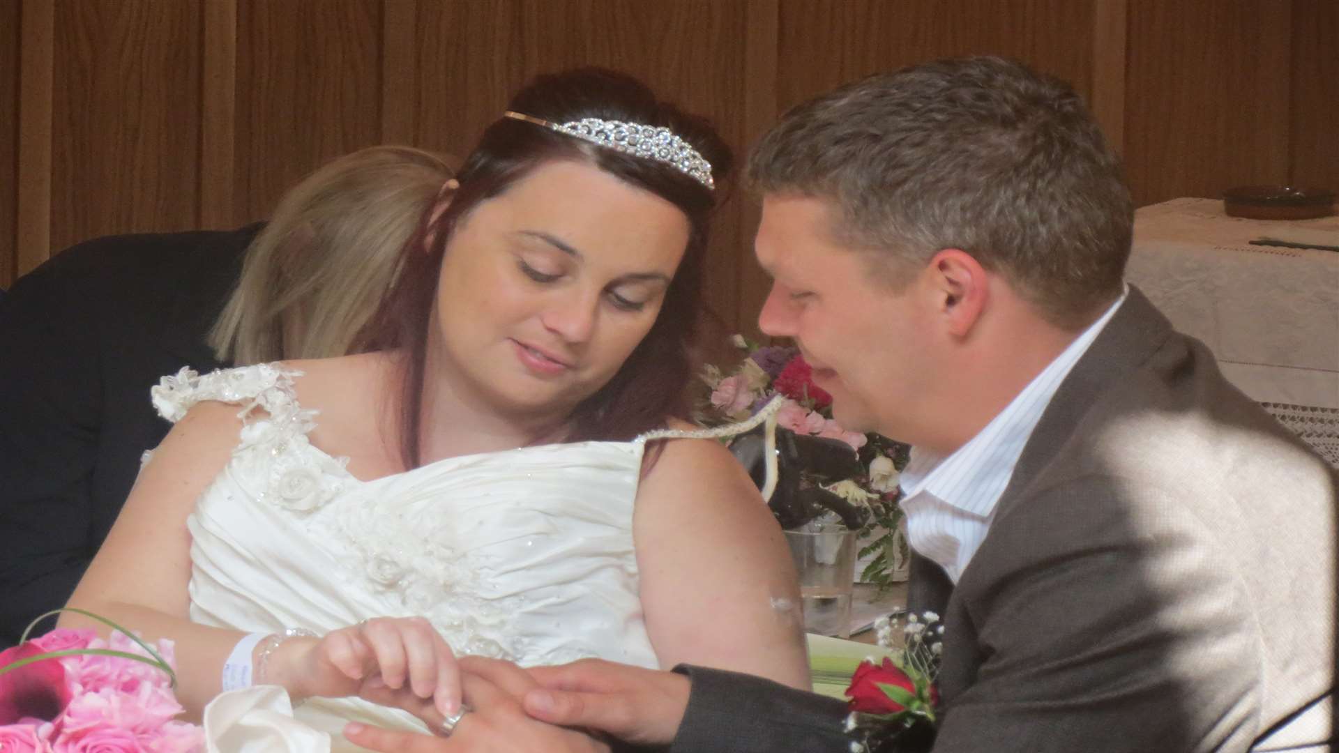 Paula O'Shea and fiancé Dave Carroll tied the knot at the hospice