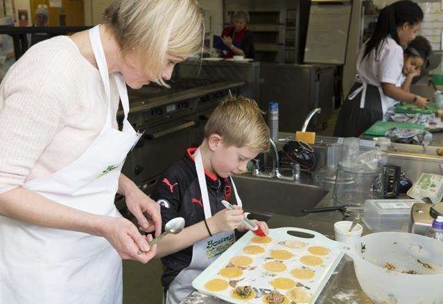 Kate and William Stansfield in action during the Masterchef-style final of last year's Cooks competition (3184767)