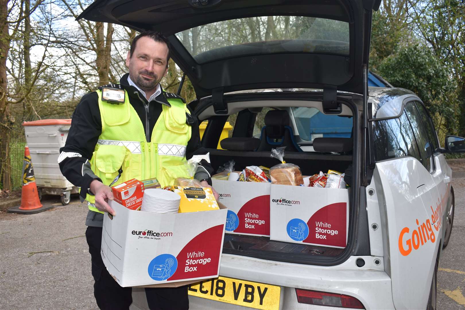 Sevenoaks Council traffic enforcement officer Noel is delivering food parcels to residents