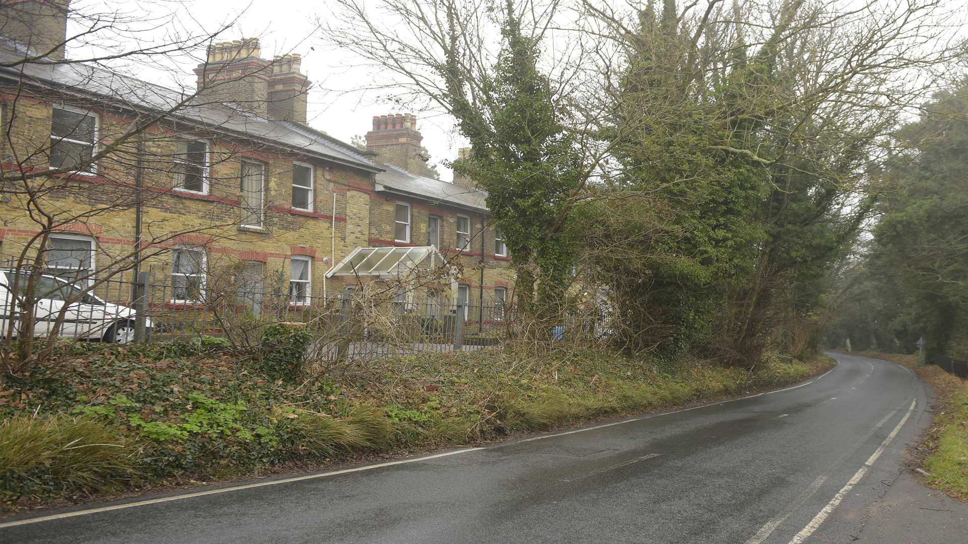 Upper Road, Dover. Mr Ordinans had driven from Wolverhampton after killing his wife.