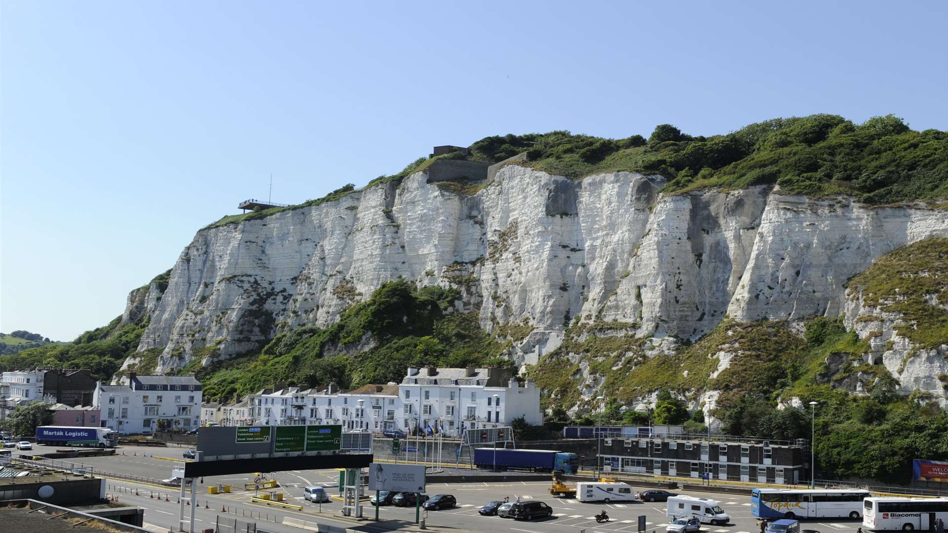 White Cliffs lift linking East Cliff street and Dover Castle dropped by ...