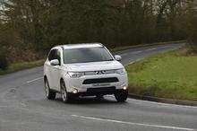 Mitsubishi unveils new seven-seat Outlander