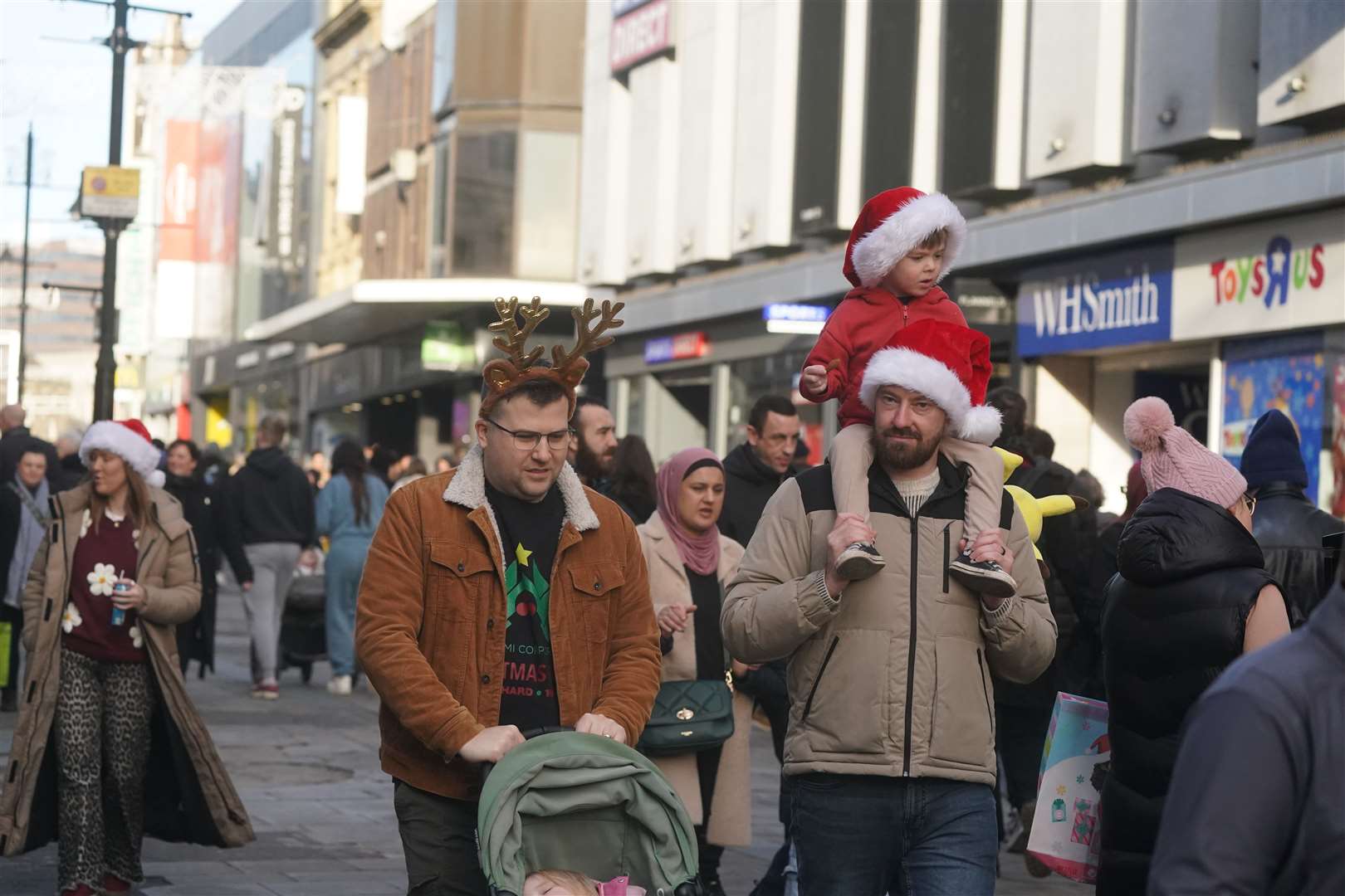 Retailers hoping for a boost as shoppers hit the streets