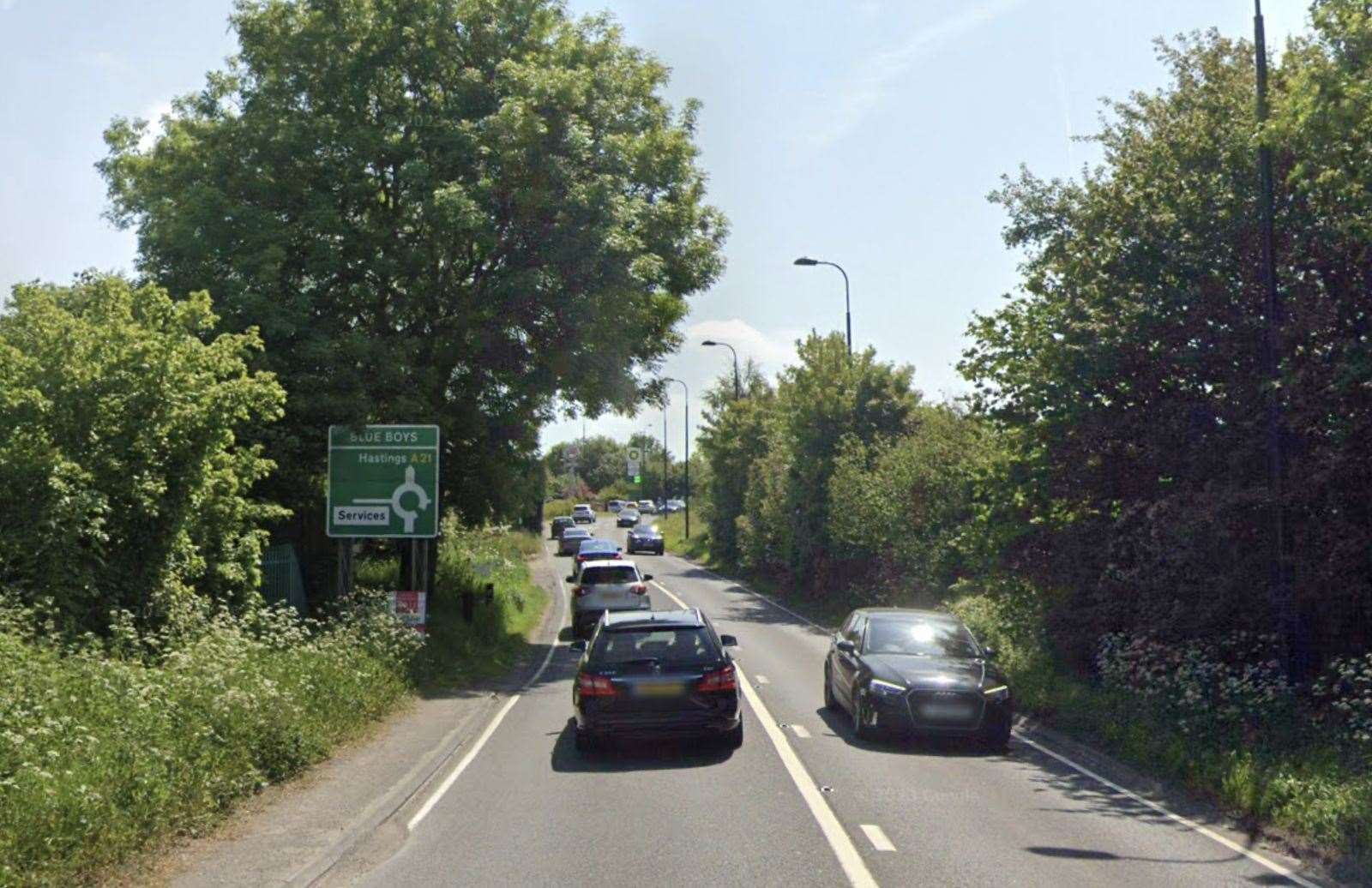 A21 Hastings Road Lamberhurst closed both ways after fallen tree