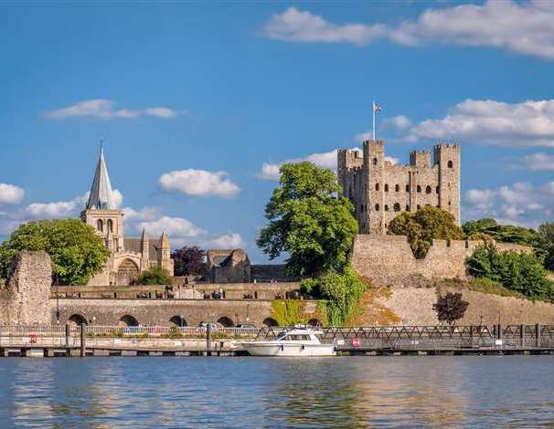 Rochester Castle and Rochester Cathedral fro the River Medway