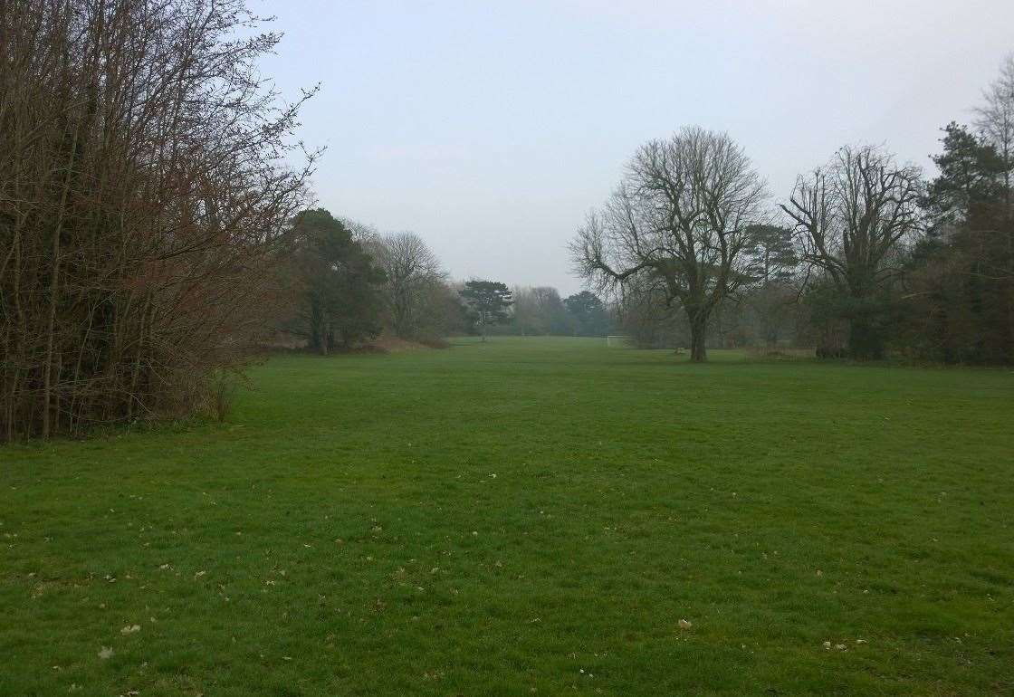 Playing fields used by Oakwood Park Grammar School and St Augustine ...