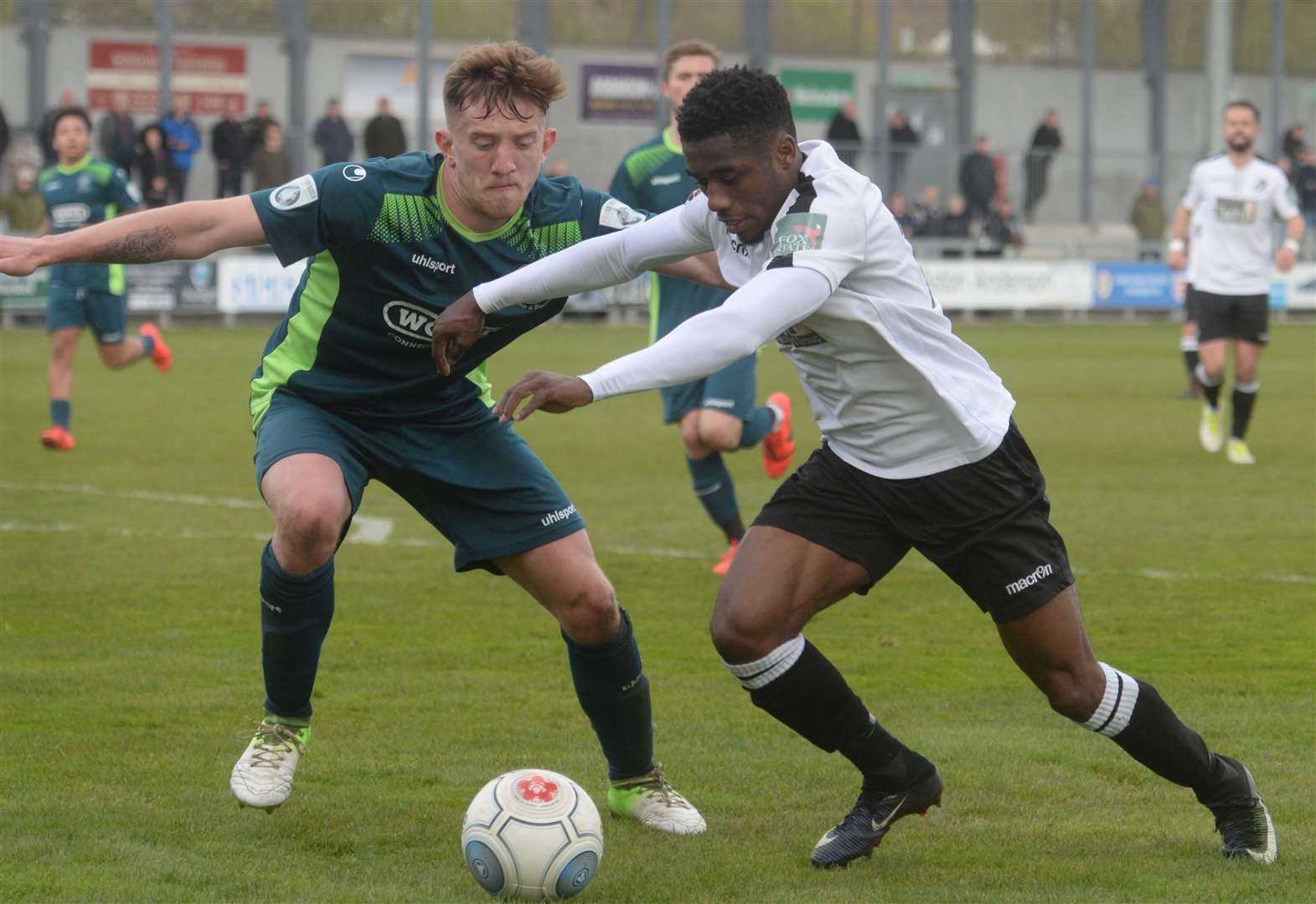 Dartford 0 Chippenham Town 1 Match Report