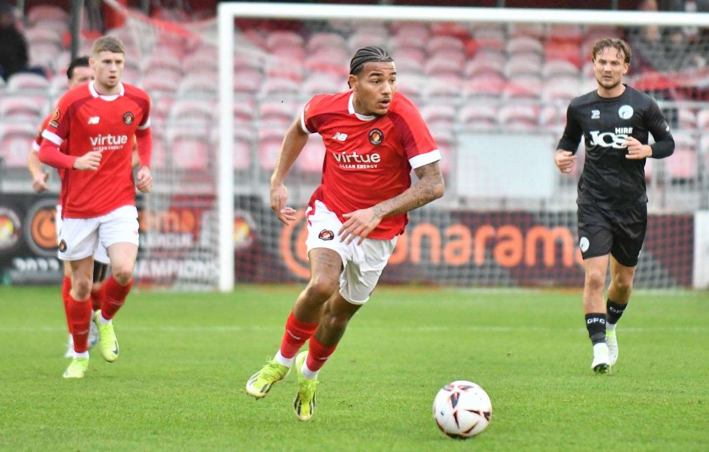 Ebbsfleet’s Jez Davies on the ball against Gateshead in the National League. Picture: Ed Miller/EUFC