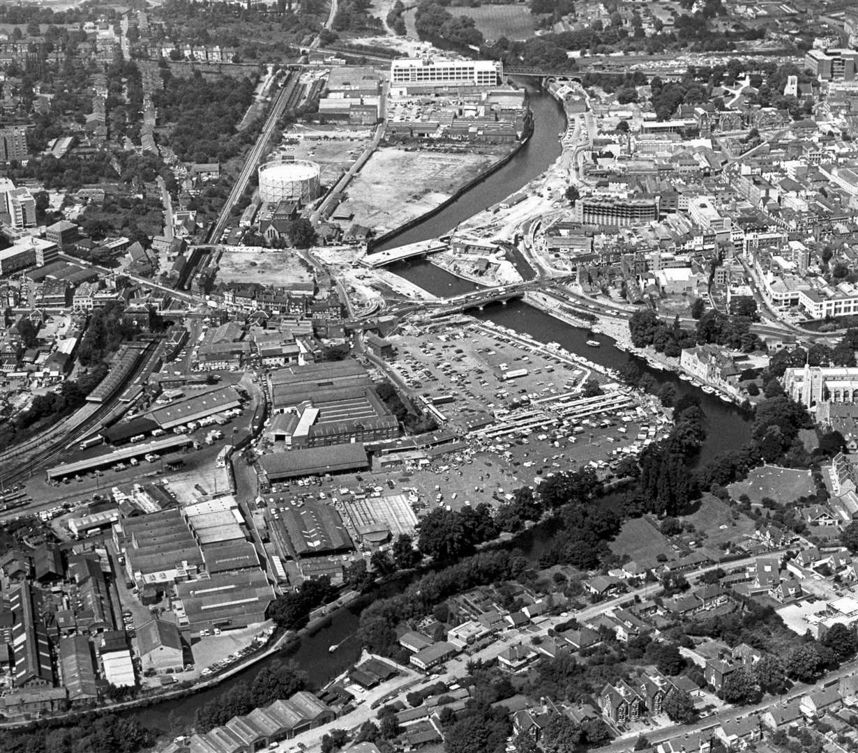 The centre of Maidstone in 1987