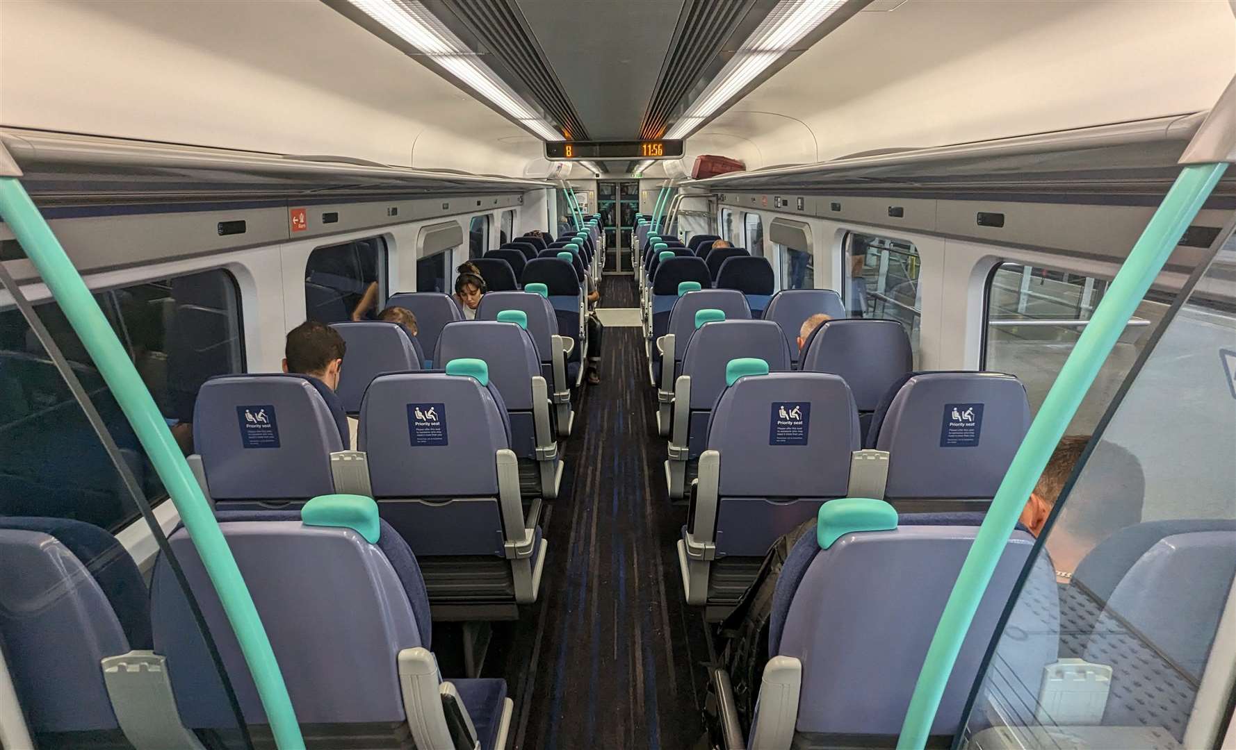 The interior of the carriages is noticeably improved thanks to the refurbishment